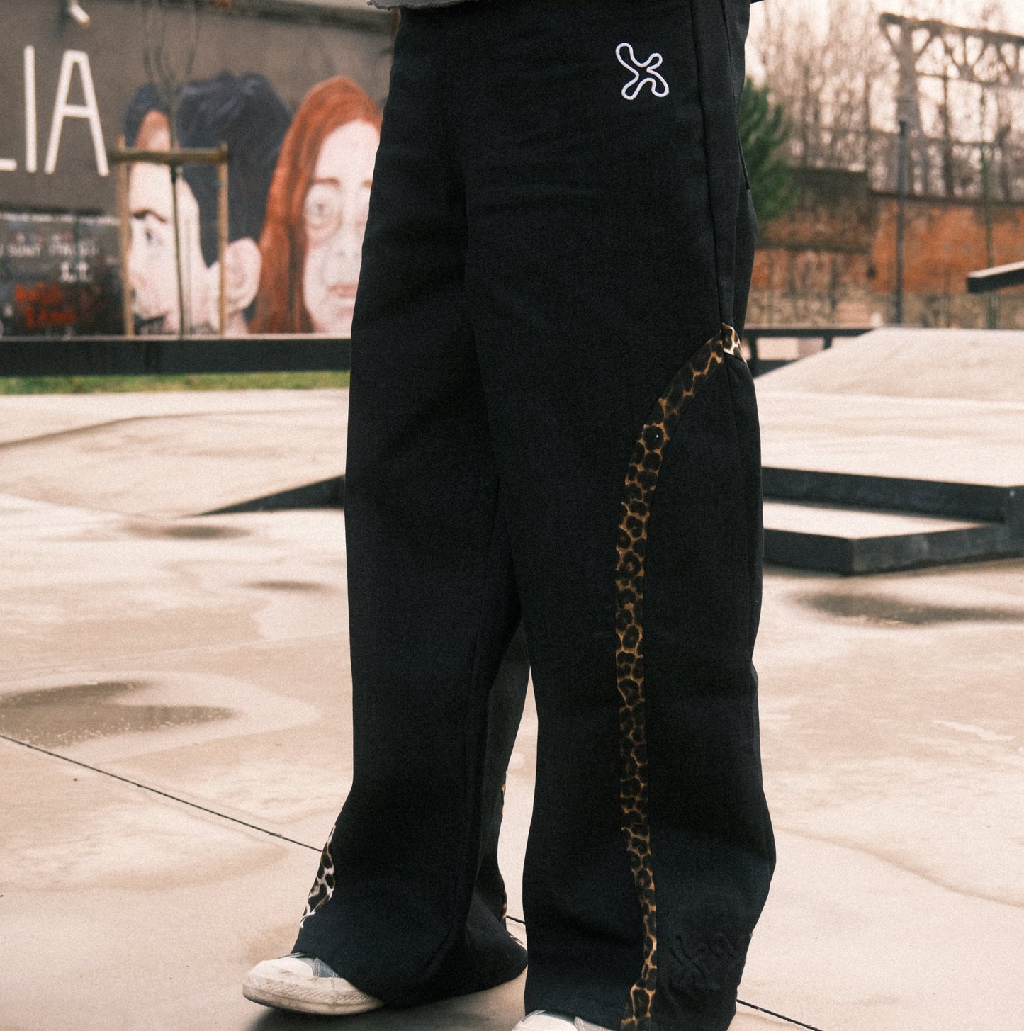 CHEETAH DARK BLUE JEANS
