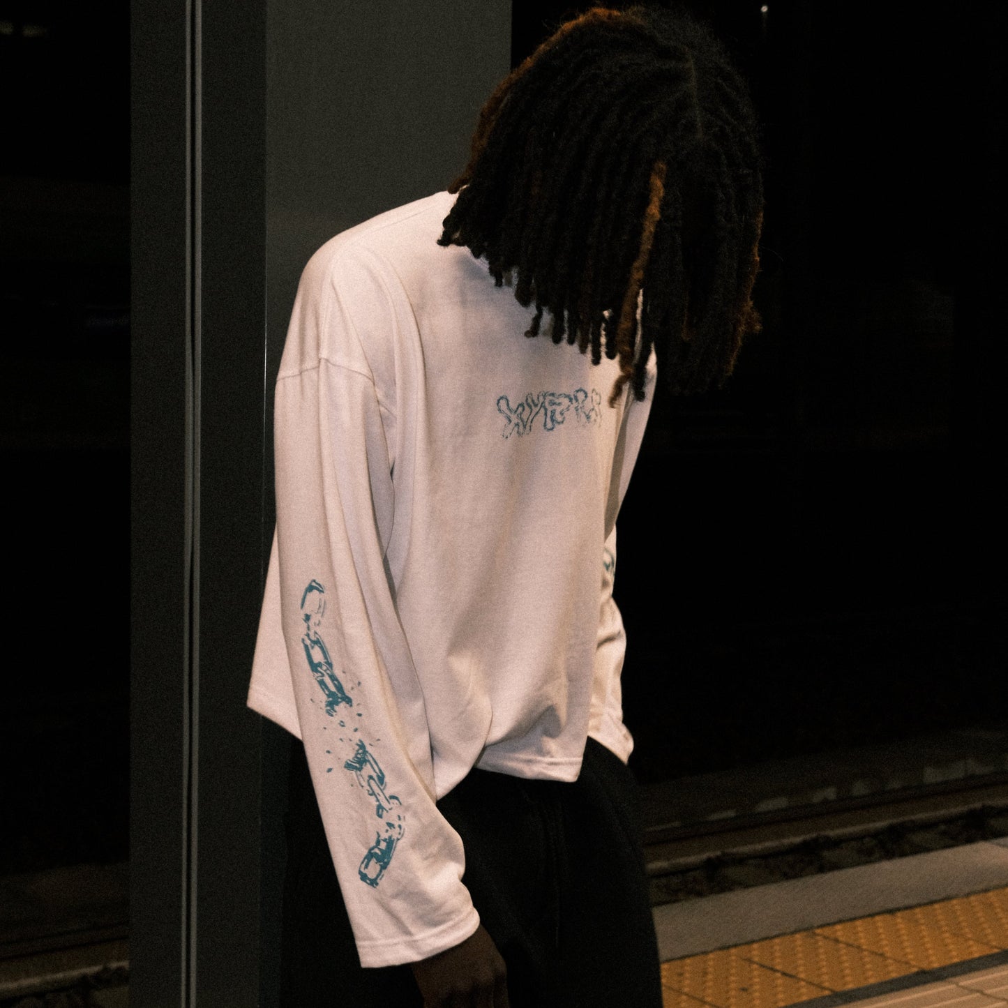FRDM LONGSLEEVE WHITE