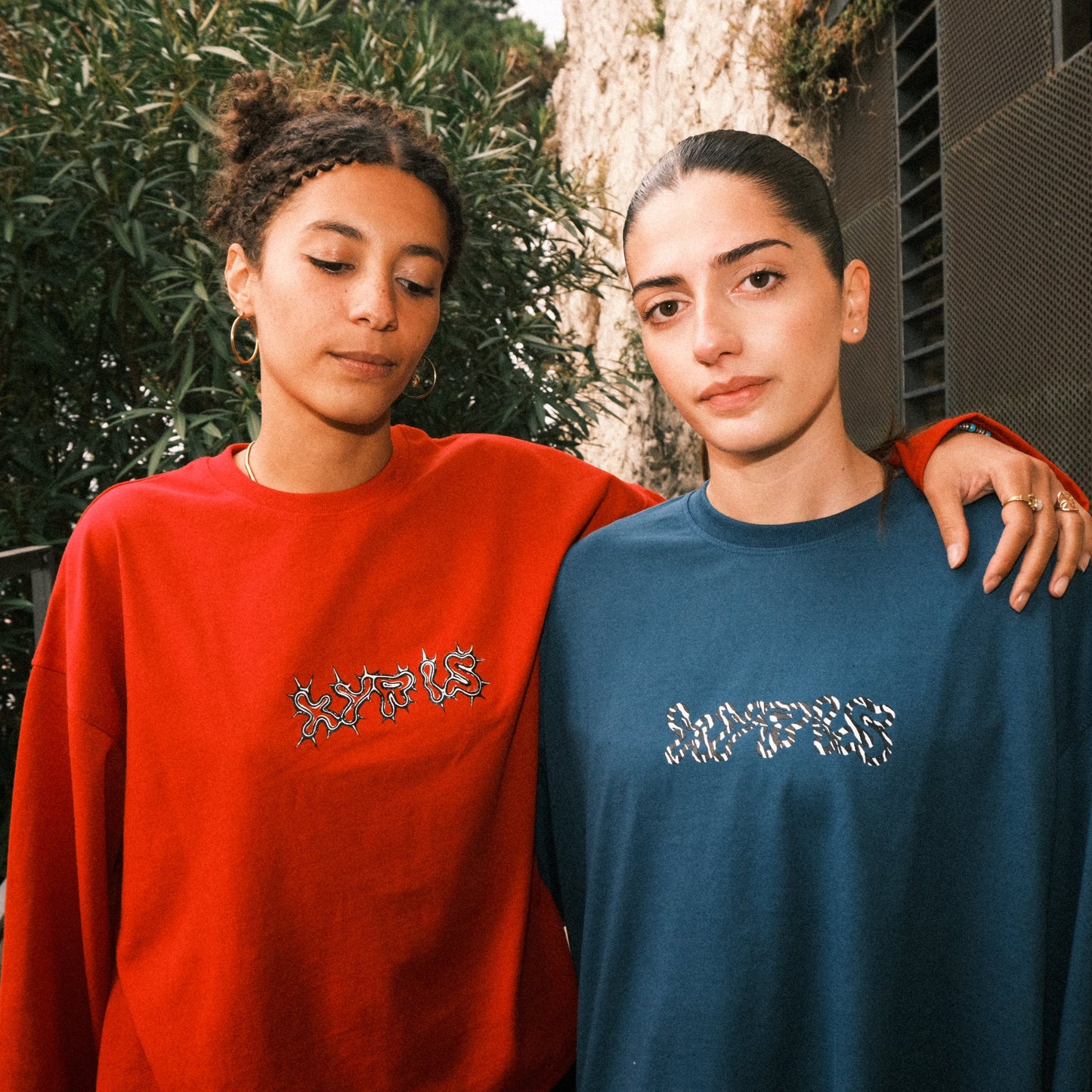 SPIKE LONGSLEEVE RED