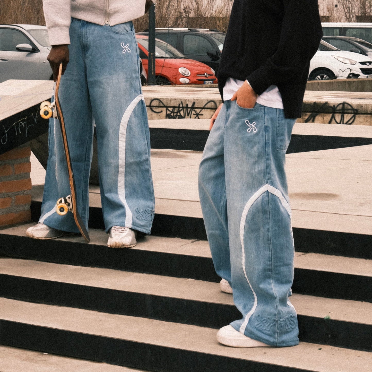 SKY LIGHT BLUE JEANS