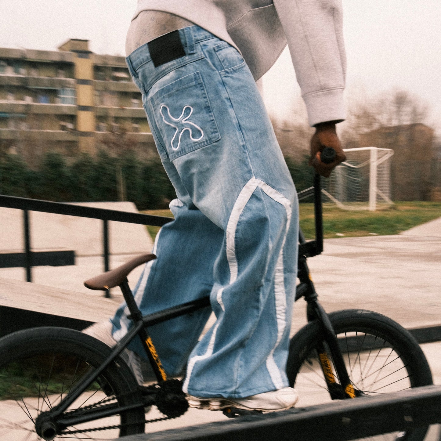 SKY LIGHT BLUE JEANS